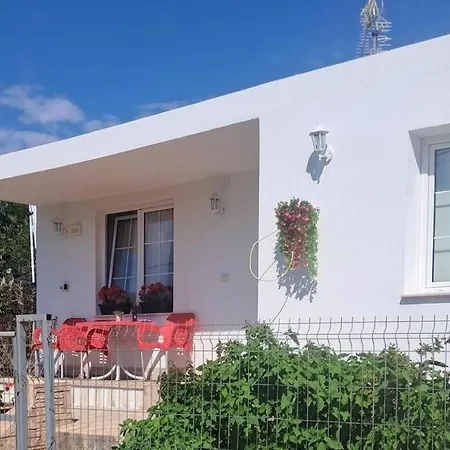 Apartman Eva *